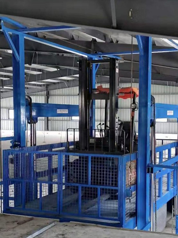 導(dǎo)軌式升降機(圖2) b38bcb177d659e0d1d274f249fa59e3c.jpg