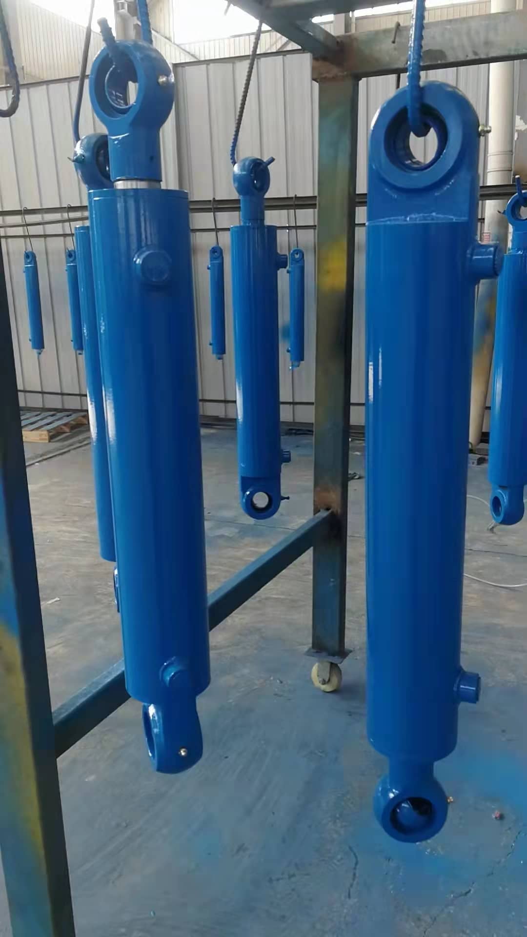 液壓油缸的組成部件有哪些？液壓缸結(jié)構(gòu)有什么特點(diǎn)？(圖1)